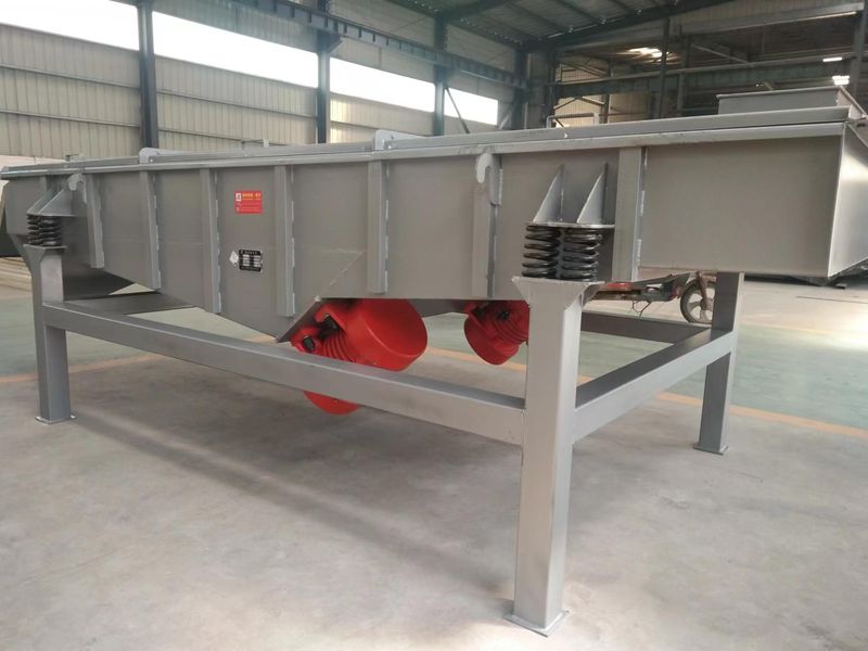 決定直線振動篩篩分效果的因素有哪些？