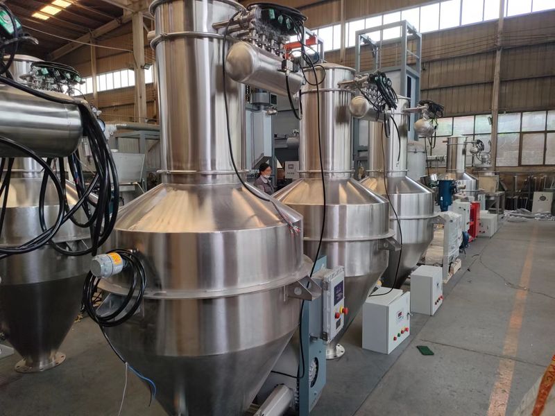 真空上料機的優(yōu)點是什么呢？